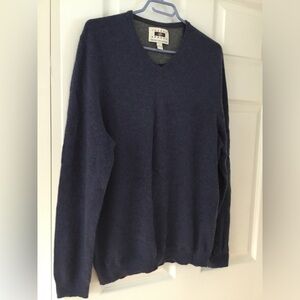 Joseph Abboud Classic Navy V-NeckCashmere Sweater